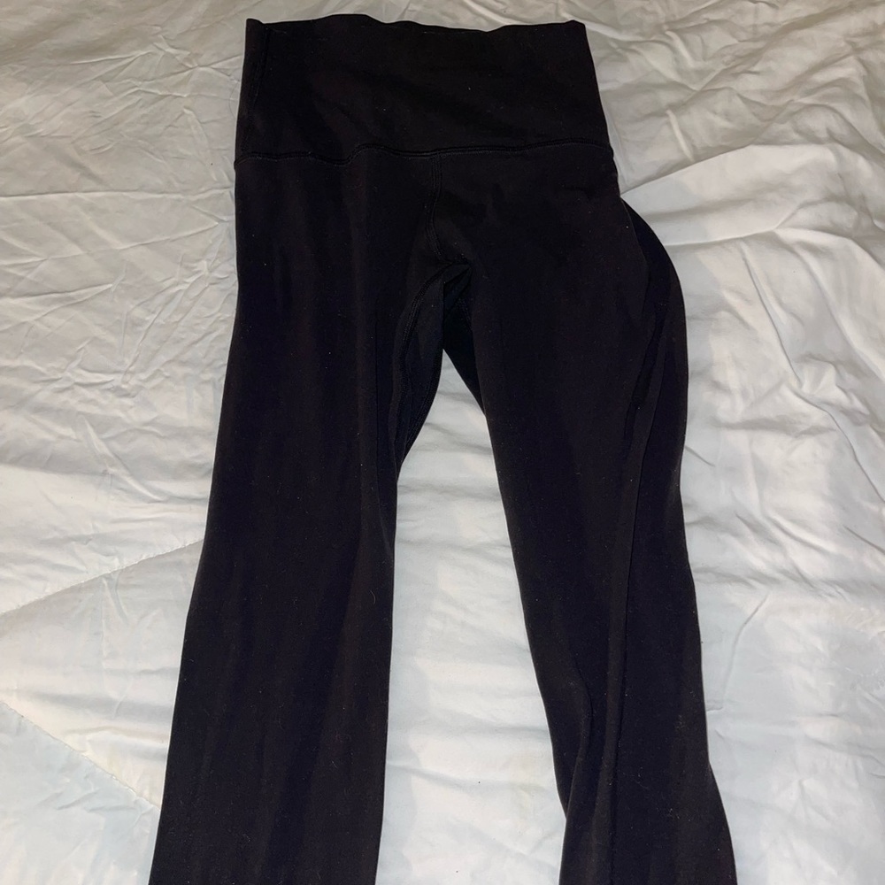 Lululemon Align 28” in black